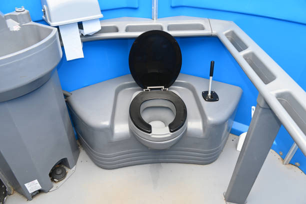 Porta potty delivery and setup in Mangum, OK